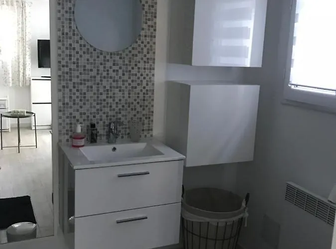 Les Fleurs Bed and breakfast 3*